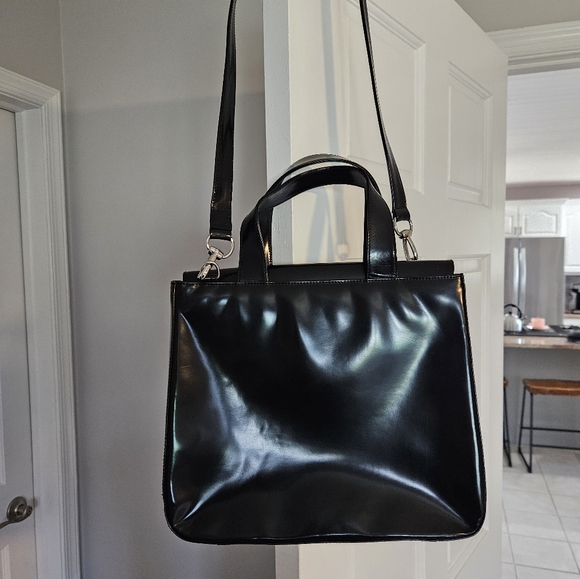 Gucci Vintage Patent Leather 2 way bag 24Hr  FLASH SALE $ FIRM - Picture 2 of 13